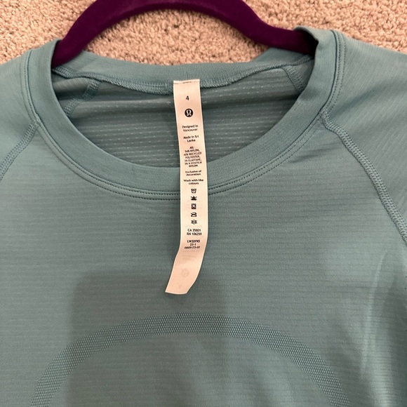 NWT lululemon swiftly tech 2.0 long sleeve - Picture 4 of 4